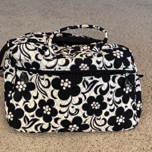 Vera Bradley Black and White Floral Travel Bag - Picture 1 of 4